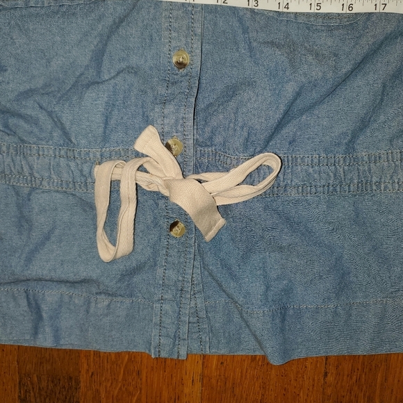 Sunset Rd Vineyard Charm Chambray Drawstring Waist Denim Shirt - Picture 8 of 12
